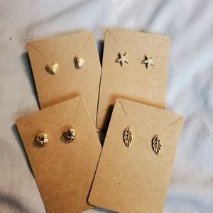 4 pair of earrings